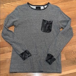 Cohesive & Co long sleeve shirt size S